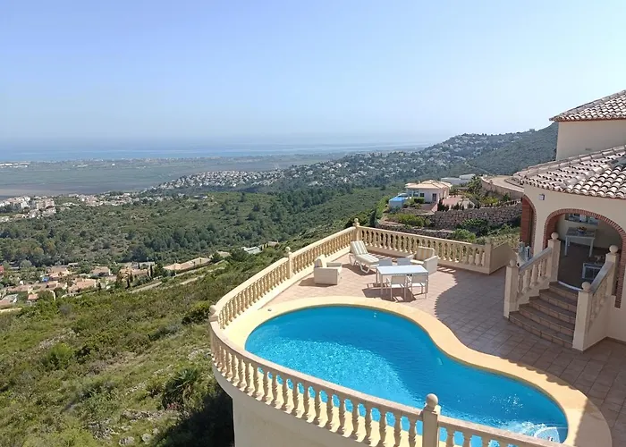 Cristal Villa *